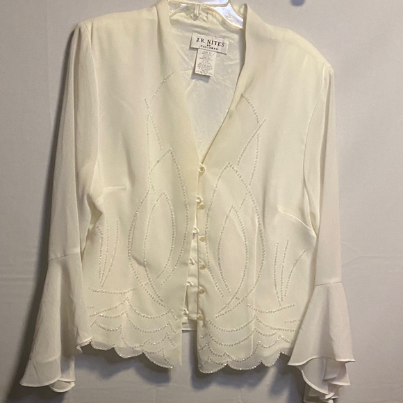 j .r nites Tops - Elegant Cream Blouse with Delicate Detailing